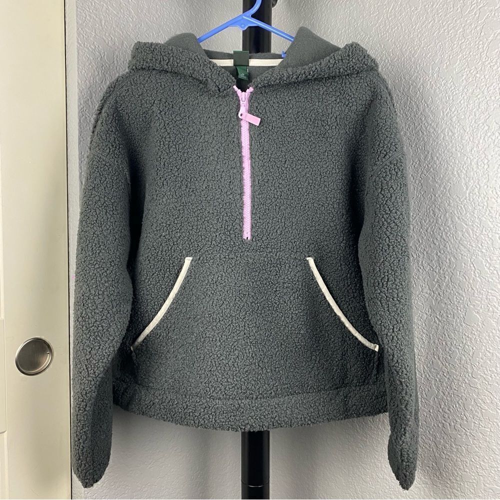 Wild Fable -  gray crop fuzzy hoodie